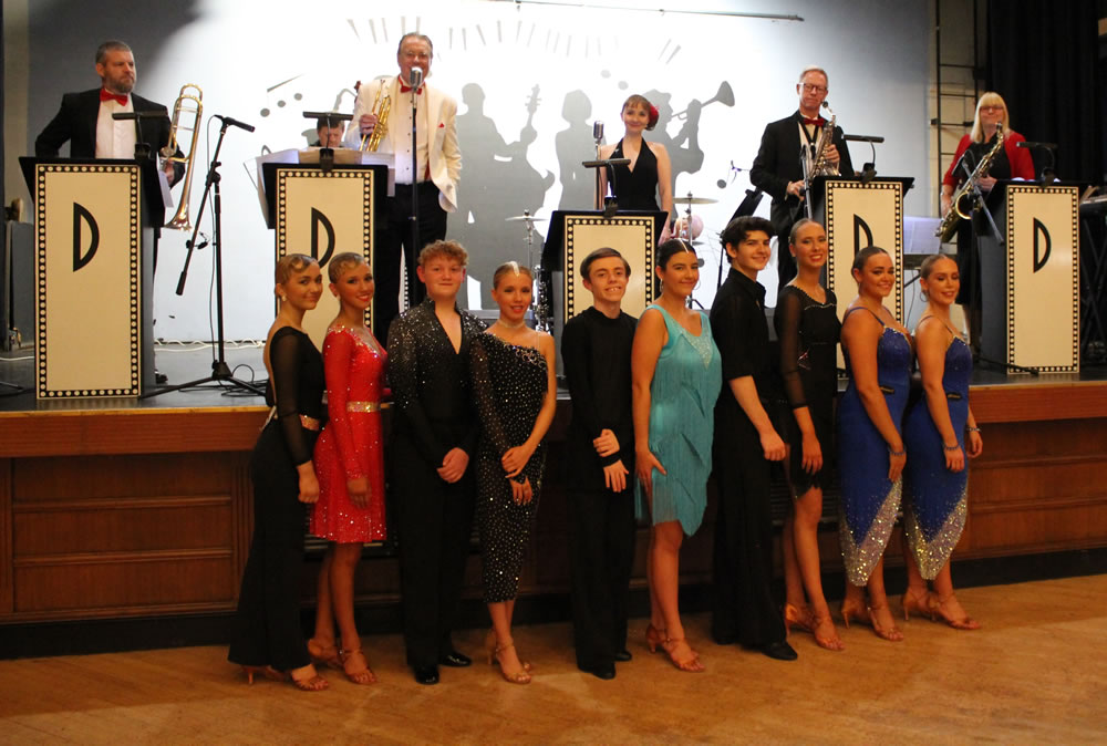 The Debonaires performing at Blackpool Winter Gardens